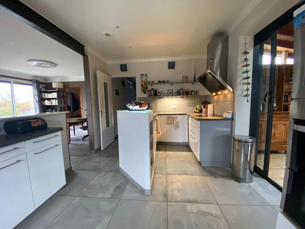 PRAHECQ Maison Prahecq 6 pièce(s) 129 m2 2