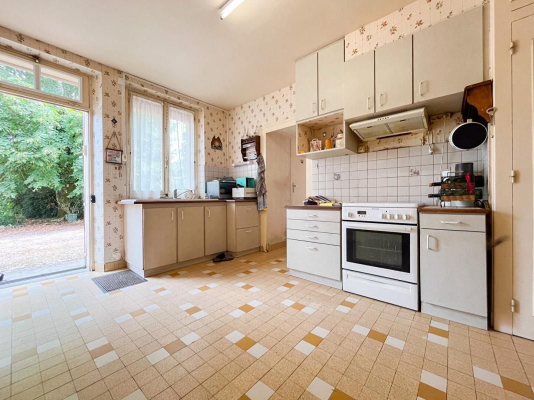 VICQ-SUR-NAHON Maison Vicq Sur Nahon 6 pièce(s) 129.1 m2 3