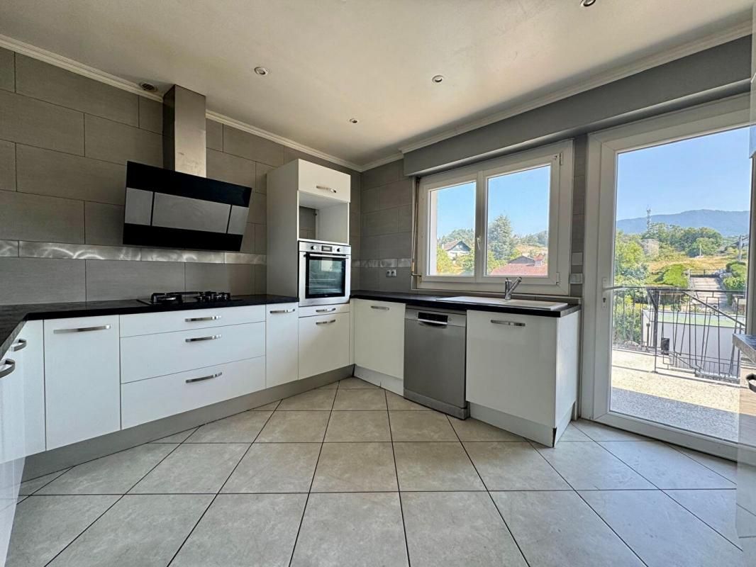 THONON-LES-BAINS EXCLUSIVITÉ THONON Villa T5 175 m² avec piscine, 1.378m² de terrain , secteur calme (74200) 3