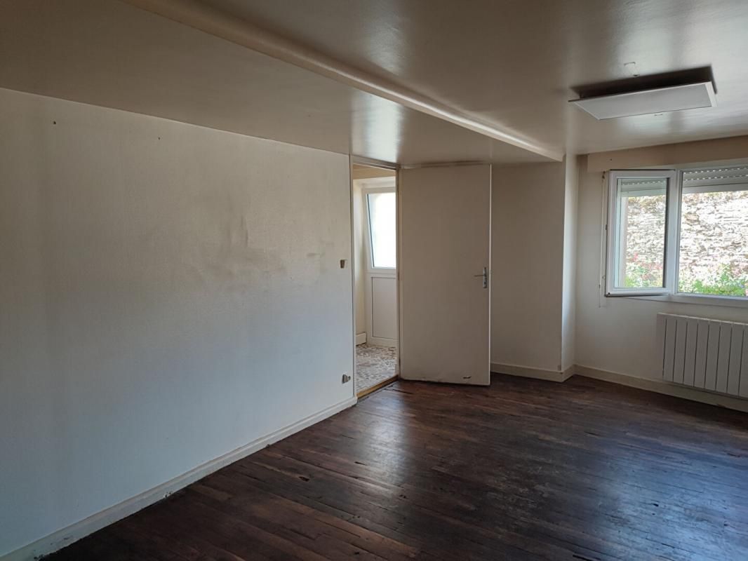 TREVE Maison 3 pièce(s) 85 m2 3