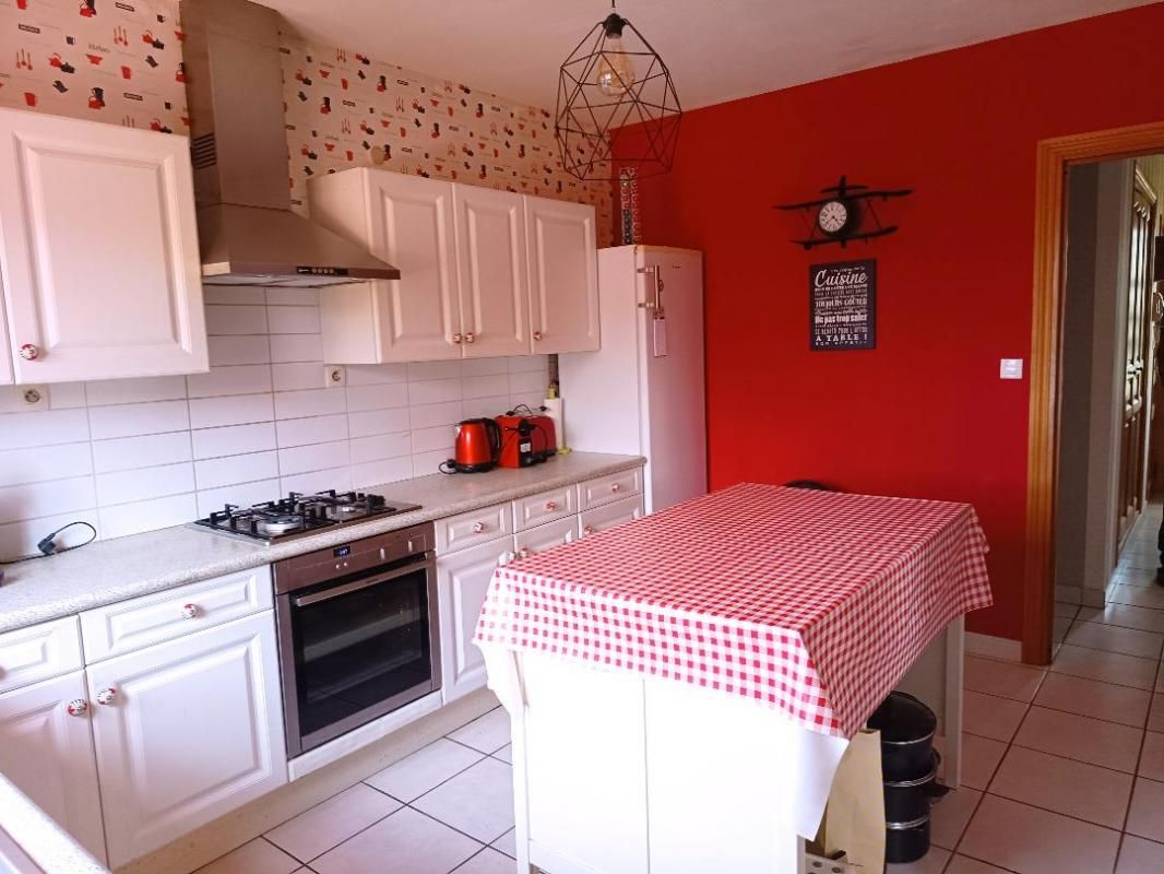 Maison Tortequesne 5 pièces 101 m2