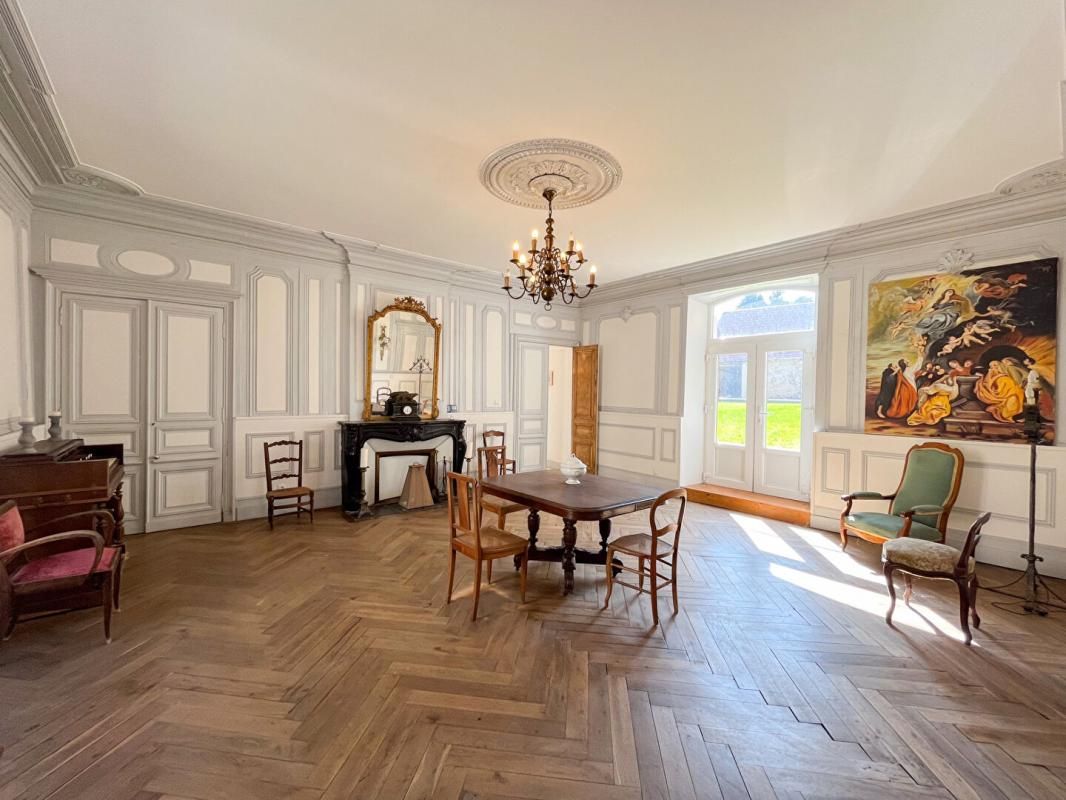 ECUEILLE Maison Ecueille 7 pièce(s) 250 m2 3