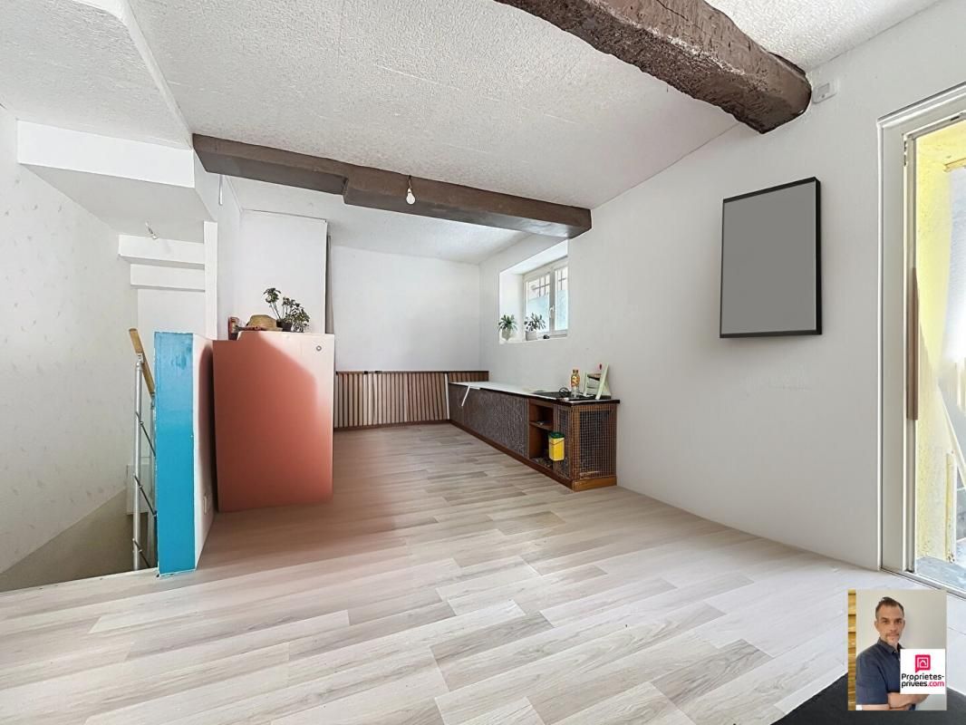 BESSE-SUR-ISSOLE Maison 4 pièce(s) 99 m2 2