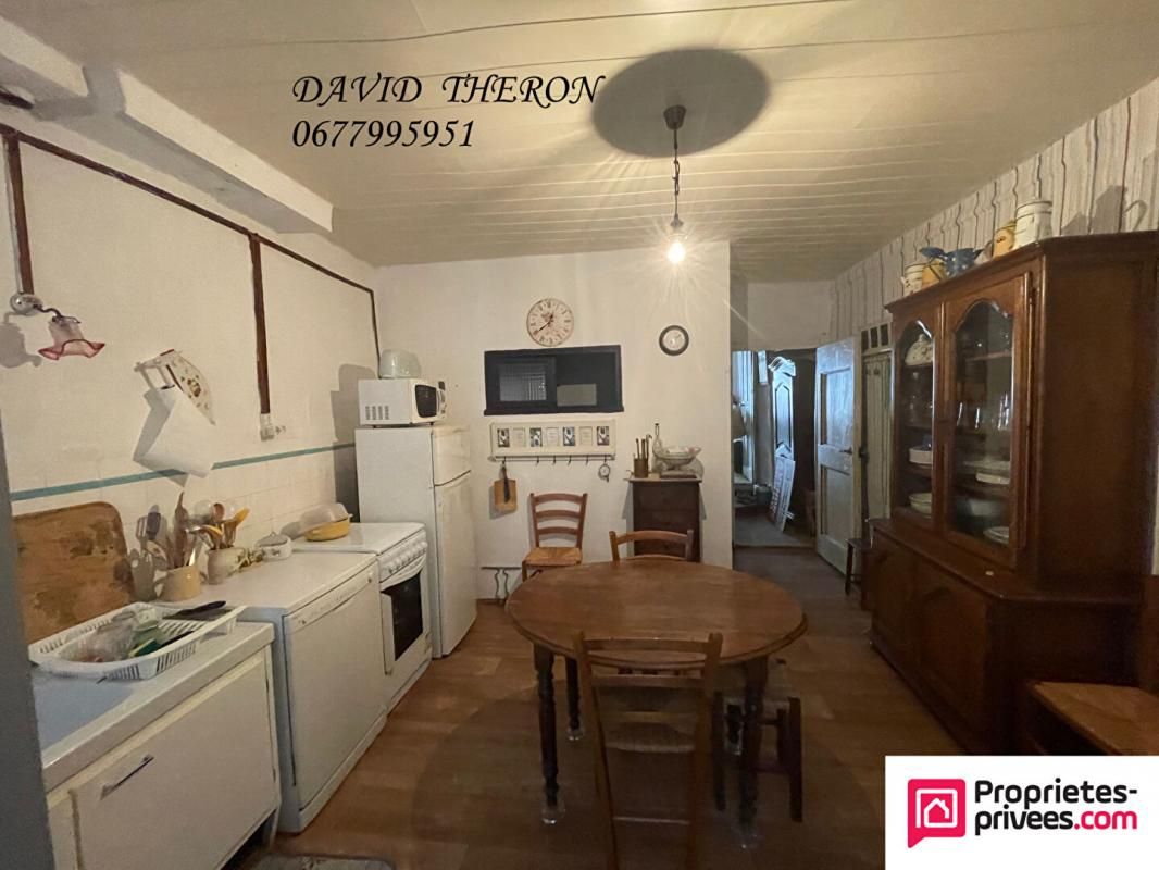 SAINT-ANDRE-DE-VALBORGNE Maison Saint Andre De Valborgne 153 m2 - 6 CHAMBRES 4