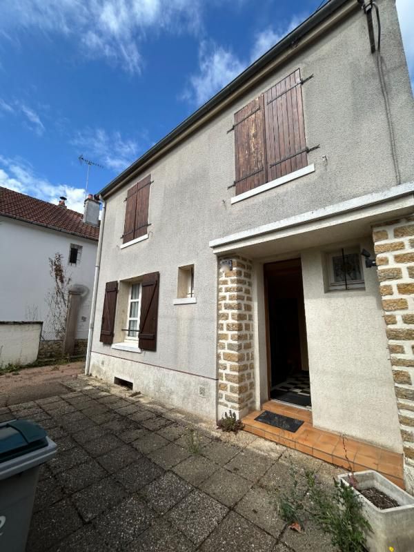 NEVERS Maison Nevers 5pièce(s) 77.06 m2 1