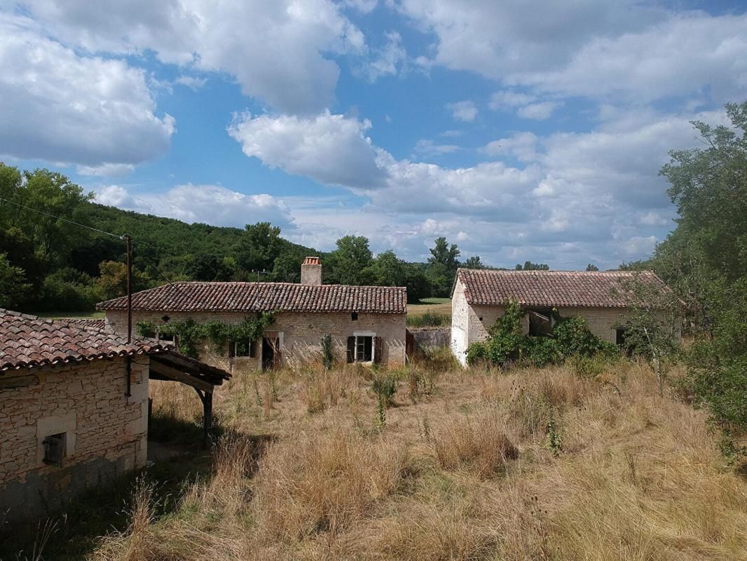 Ancienne ferme en pierre
