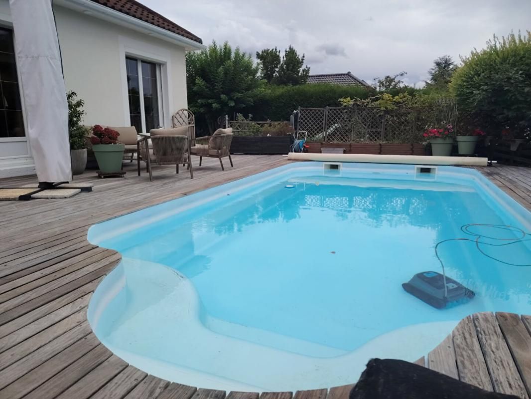 LESIGNY Maison Lesigny 6 pièce(s) 127 m2 3