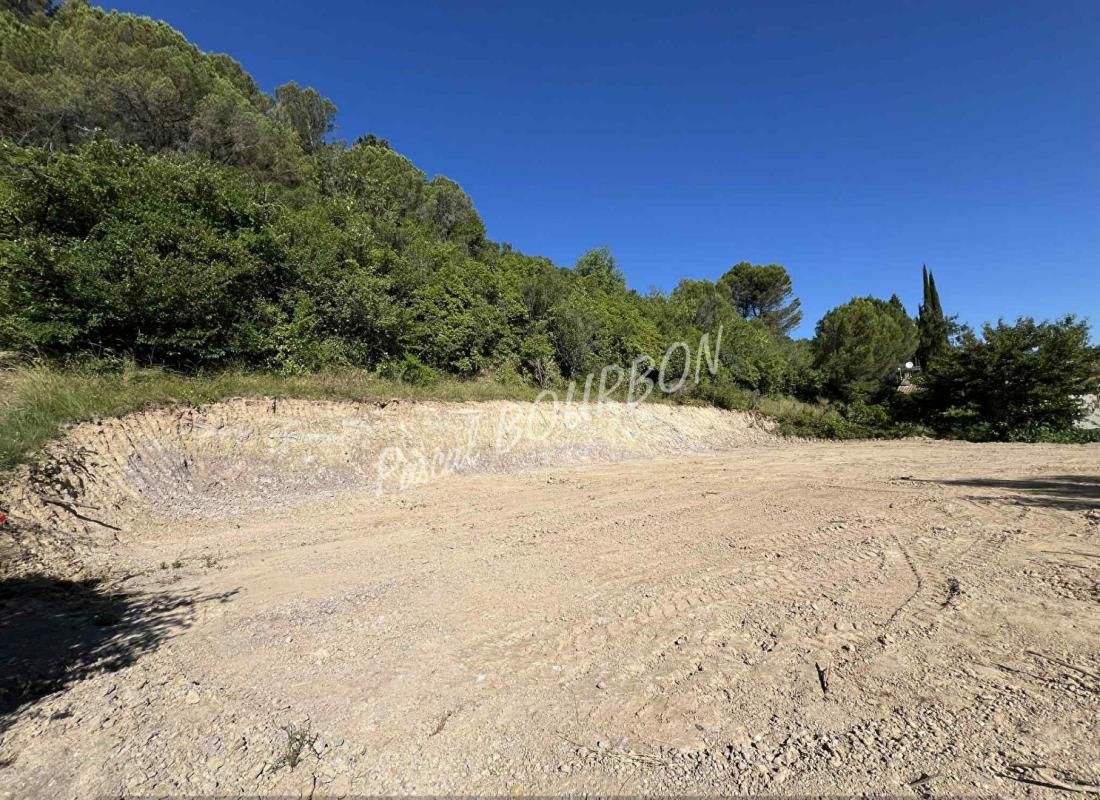 LIMOUX Terrain plat à batir Limoux 1078 m2 3