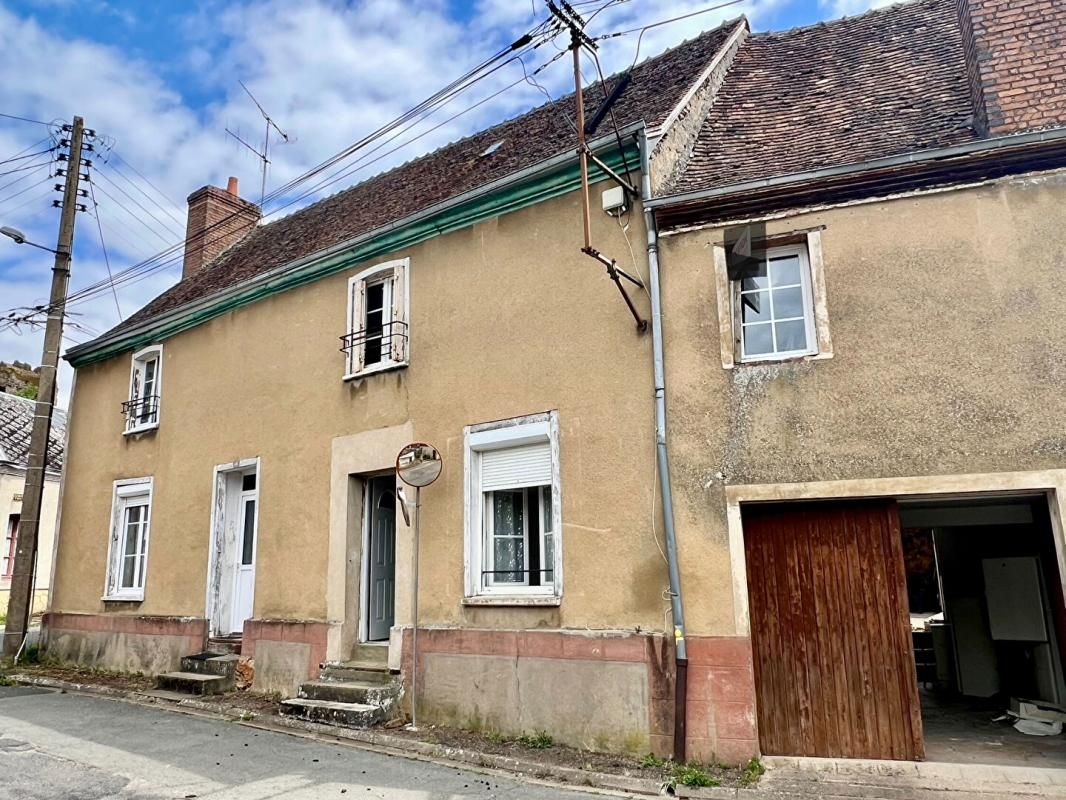 MONDOUBLEAU Immeuble 9 pièce(s) 145 m2 4 logements 1