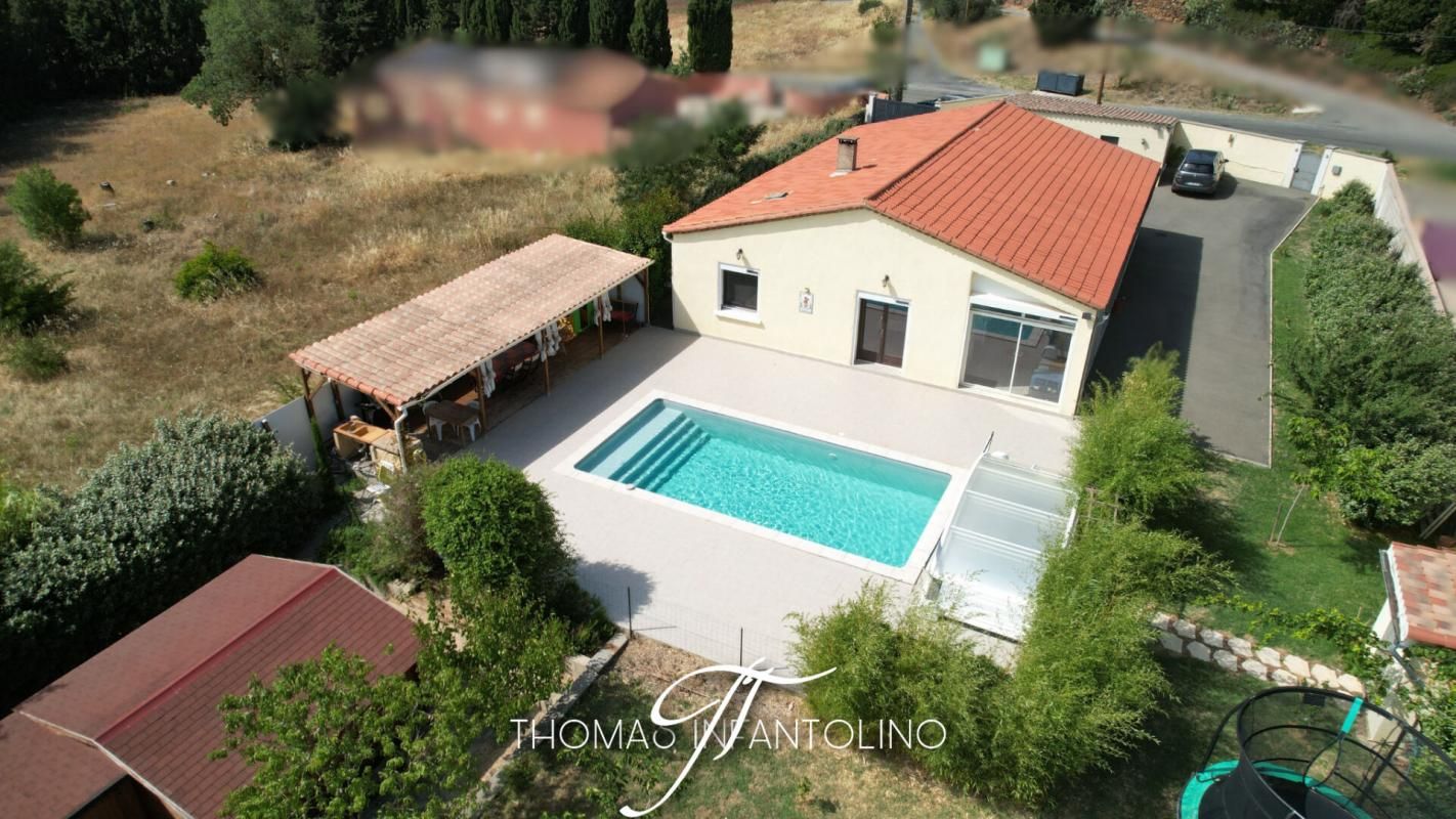 MONTSERET EN EXCLUSIVITE - PLAIN PIED - 3 CHAMBRES + ANNEXE - PISCINE - GARAGE 1