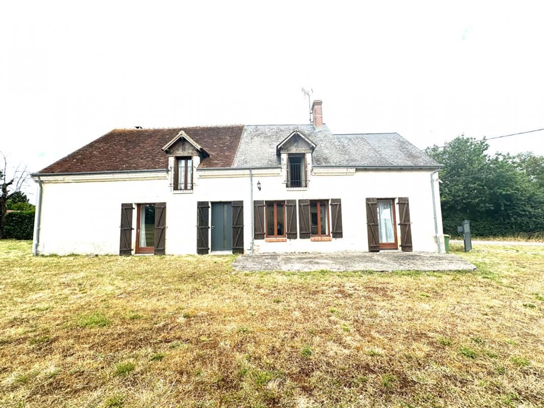 VICQ-SUR-NAHON Longère à vendre de 146 m² 5 pièces à Vicq sur Nahon 1