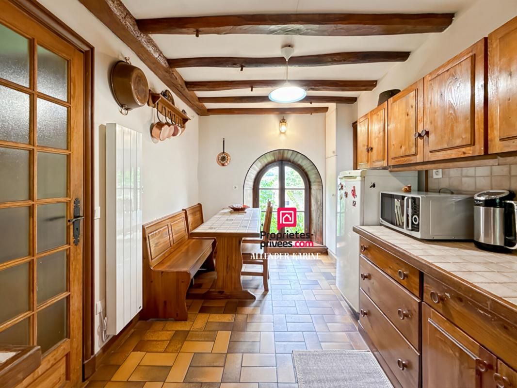 THORIGNY-SUR-OREUSE Maison Thorigny Sur Oreuse 8 pièce(s) 141 m2 4