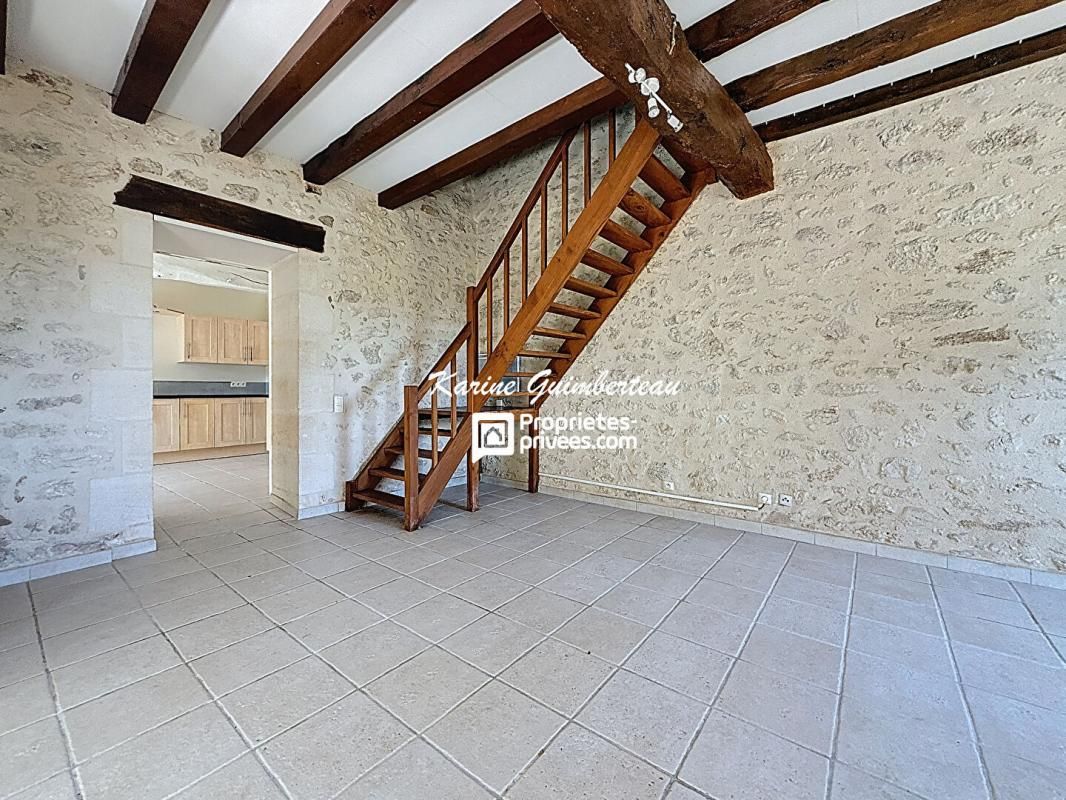 FRONSAC Maison en pierre Fronsadais 160 m2 + jardin 3