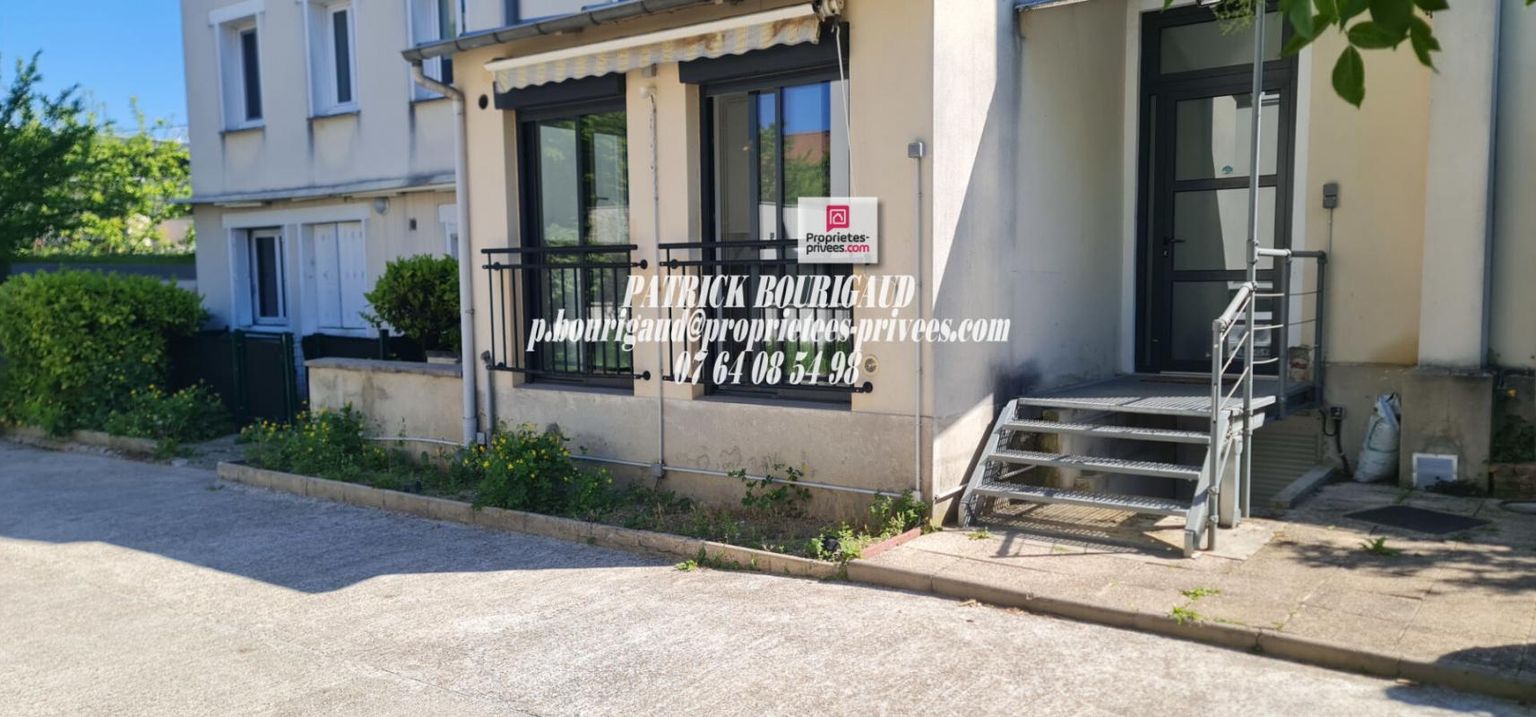 TRES BEL APPARTEMENT  F2 à NOISY LE GRAND AVEC PARKING