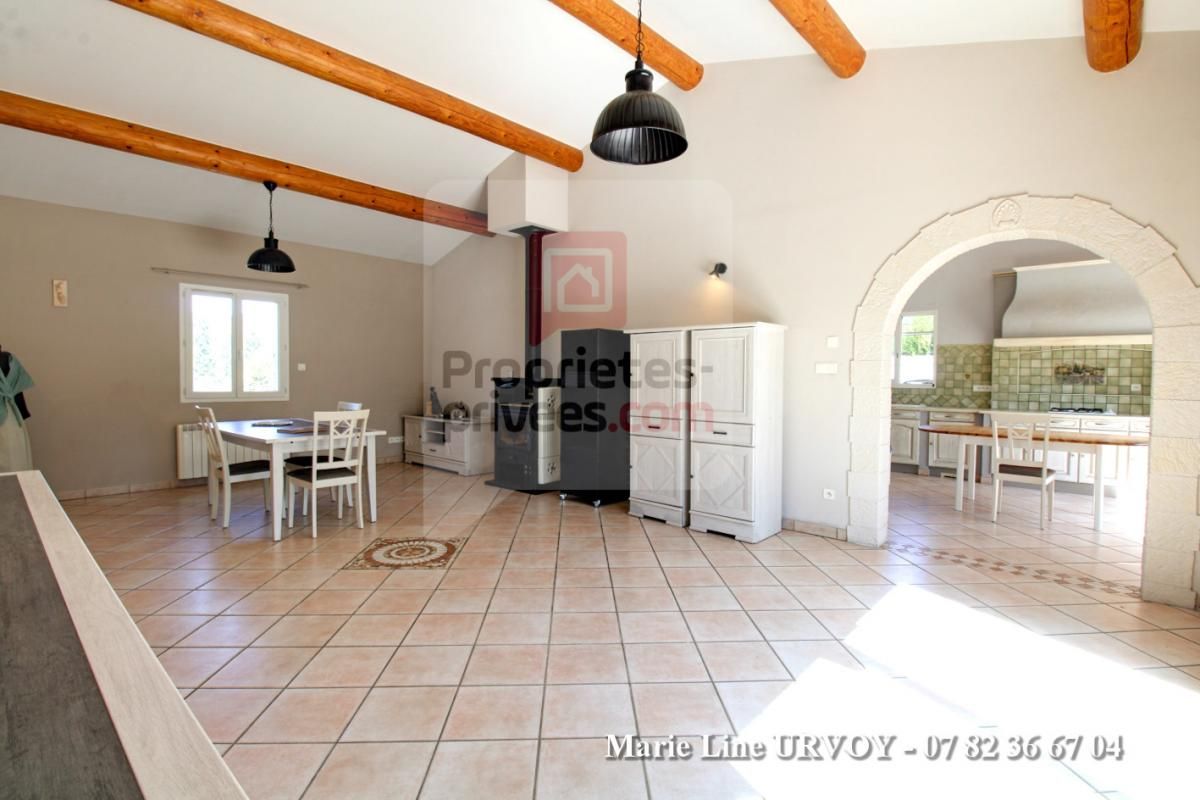 GRAVESON Graveson 13690: Maison de plain-pied 124 m² - 3 chambres - terrain + 4000m² 4