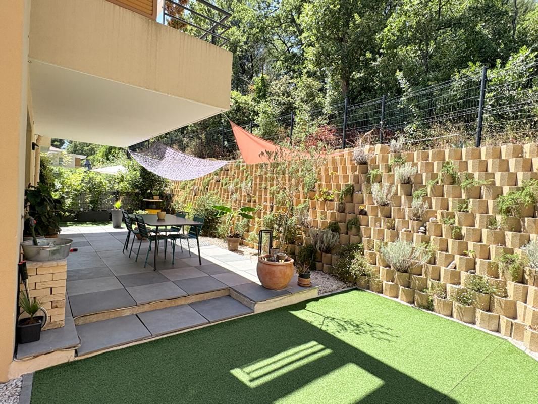Aubagne Résidence "Le domaine des Solans", appartement T4 rez de jardin