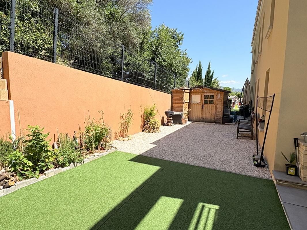 AUBAGNE Aubagne Résidence "Le domaine des Solans", appartement T4 rez de jardin 3