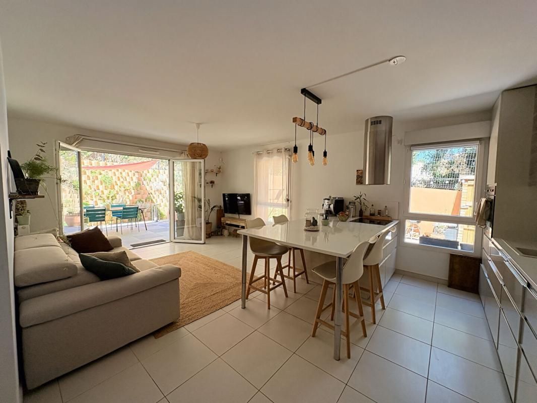 AUBAGNE Aubagne Résidence "Le domaine des Solans", appartement T4 rez de jardin 4
