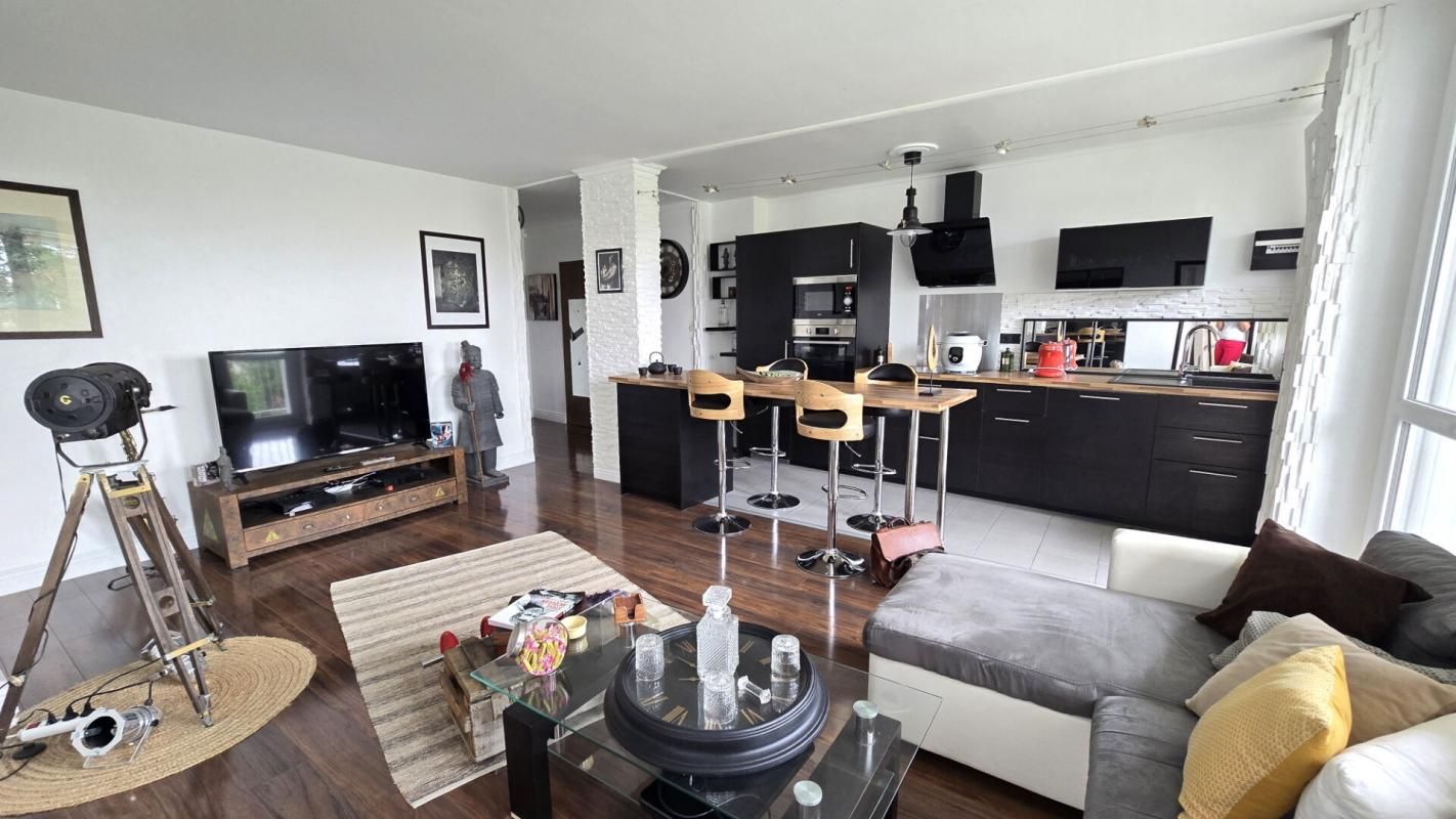Appartement Poitiers 4 pièce(s) 77 m2  rénové