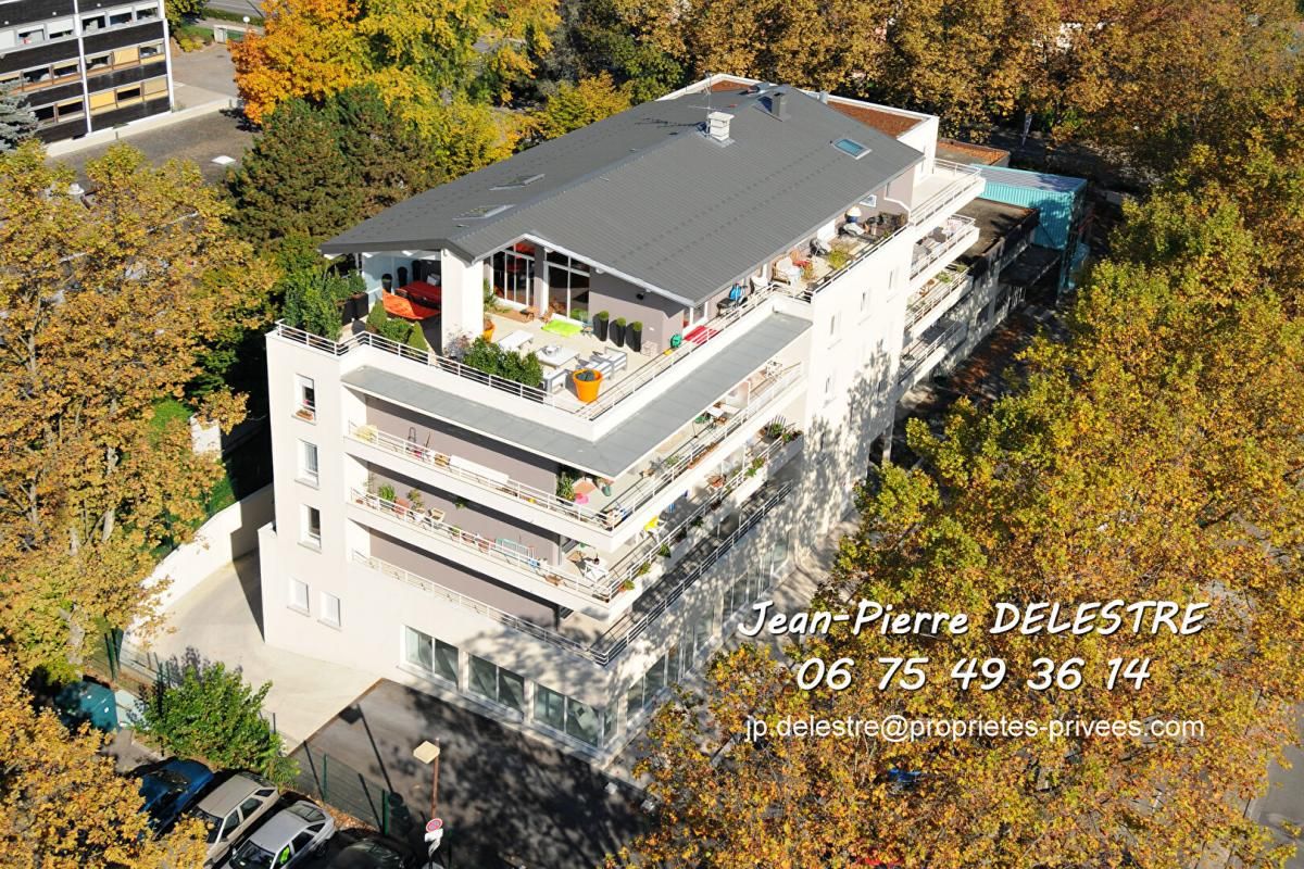 APPARTEMENT 3 PIECES  de 67 m² TERRASSE SECTEUR JEAN PERROT - GRENOBLE