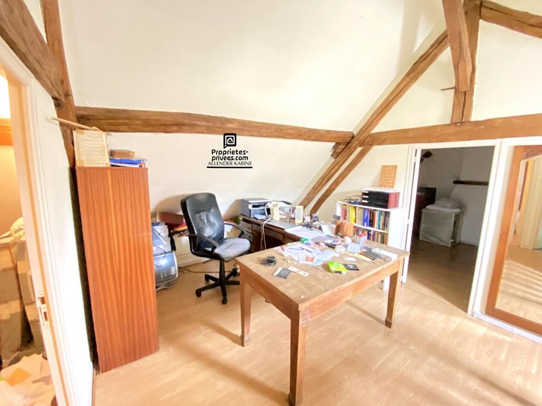THORIGNY-SUR-OREUSE Maison Thorigny Sur Oreuse 4 pièce(s) 94 m2 4