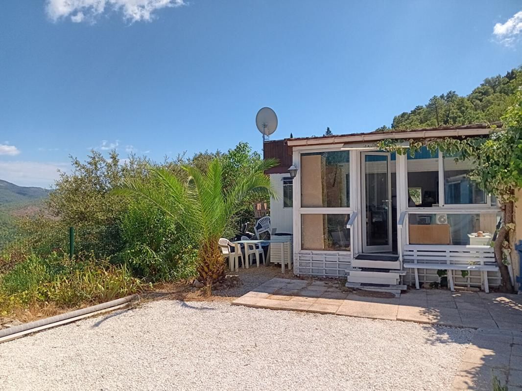 LE MUY Mobil home de 3 pièces avec chalet vue panoramique 2