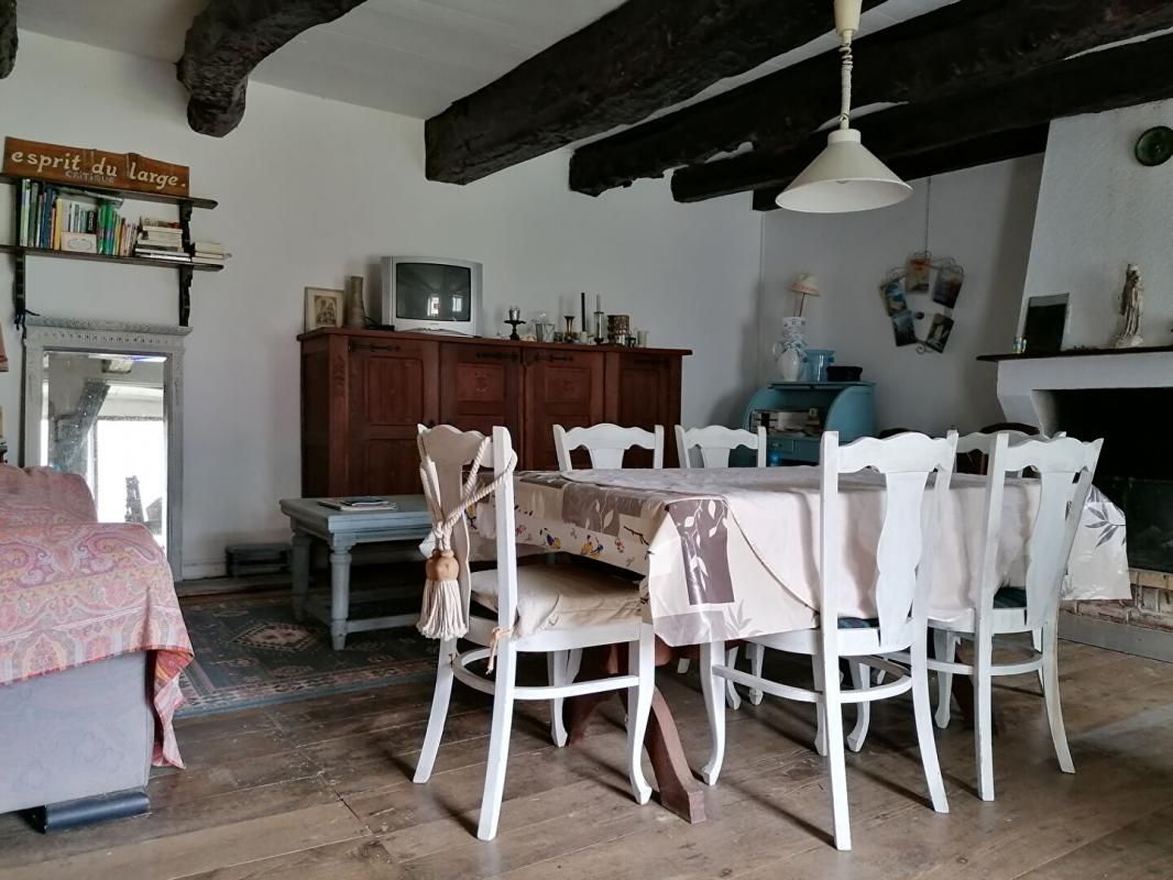 GUEGON Maison à rénover Guégon 4 pièce(s) 140 m2 2