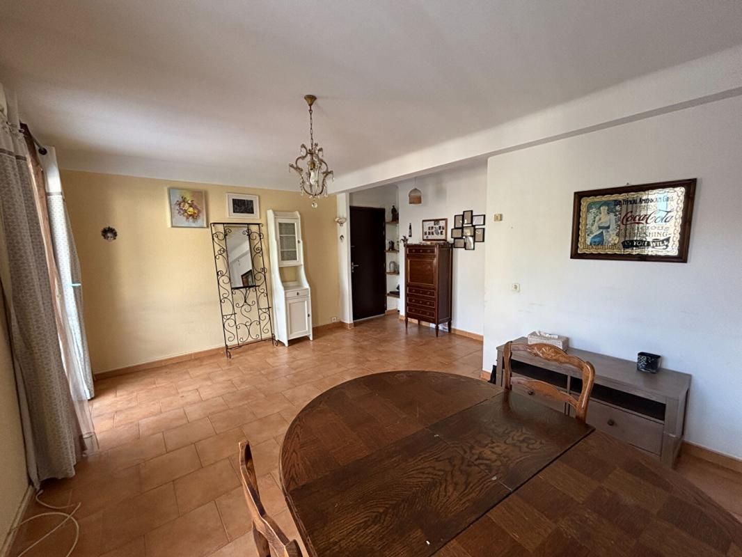 SALERNES Appartement  4 pièce(s) 65 m2 4