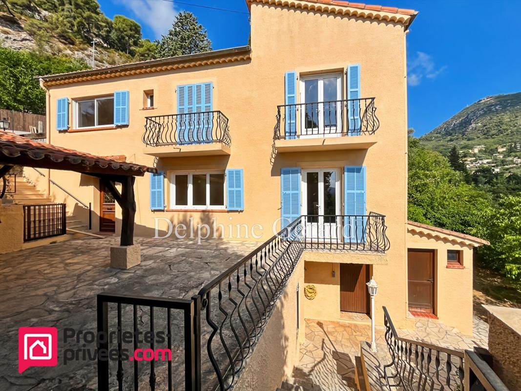 FALICON Falicon : Maison 5 pièces 130m2 avec terrasse et cuisine d'été 2