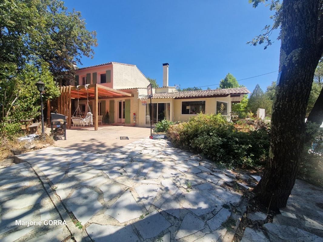 ROUGIERS VILLA T4 SUR 1322 M² DE TERRAIN 2