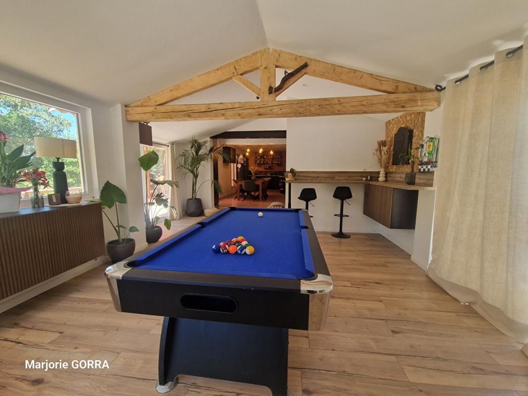 ROUGIERS VILLA T4 SUR 1322 M² DE TERRAIN 3