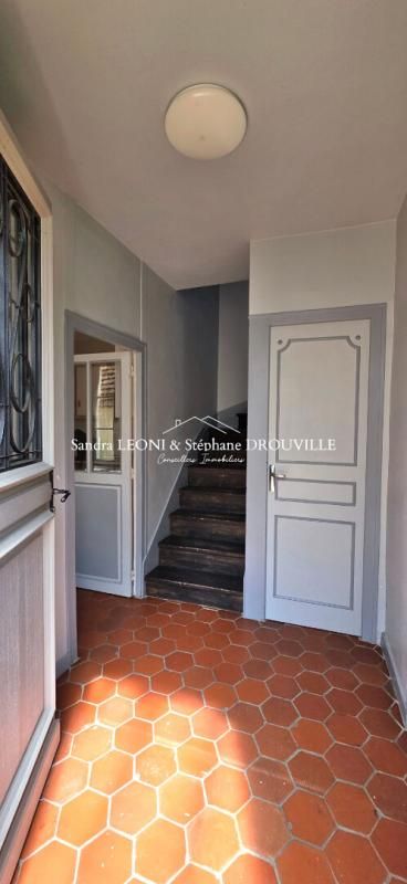 MAINTENON MAINTENON - CHARMANTE LONGERE DE 175 m², 4 chambres 3
