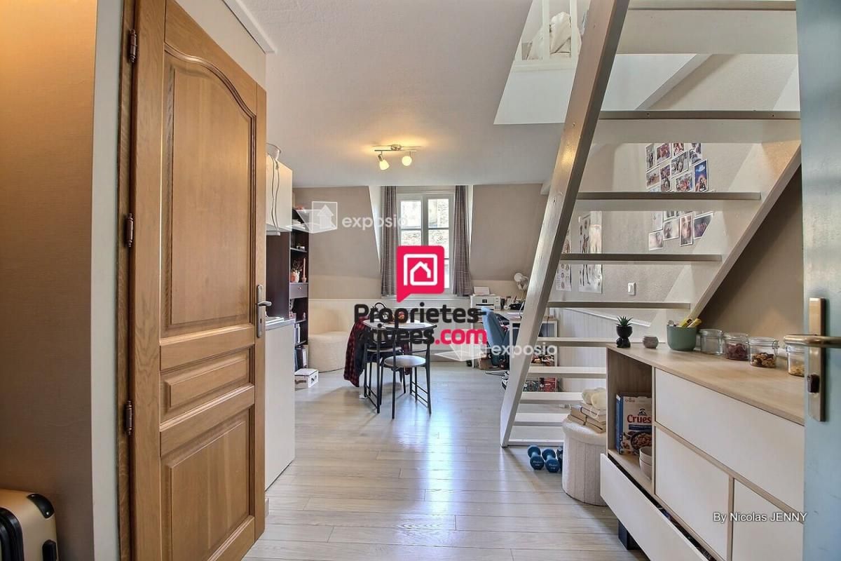 BESANCON Besançon - Duplex 2 pièces 31 m² utiles - 3