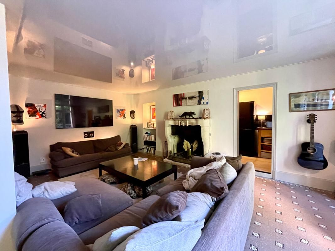 LA ROCHELLE Maison La Rochelle 8 pièce(s) 222 m2 4