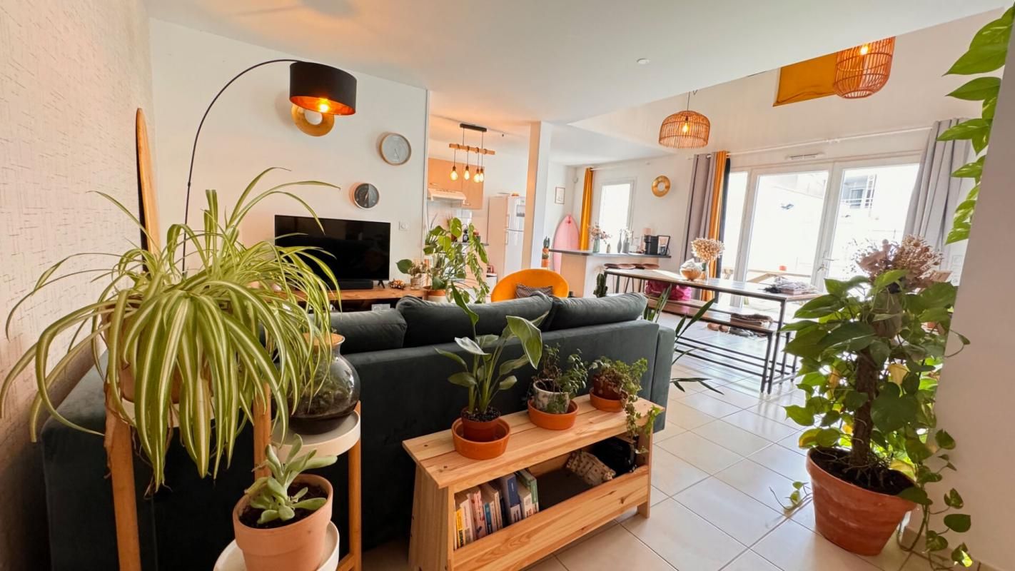ARES APPARTEMENT / MAISON DE VILLE TYPE 3 4