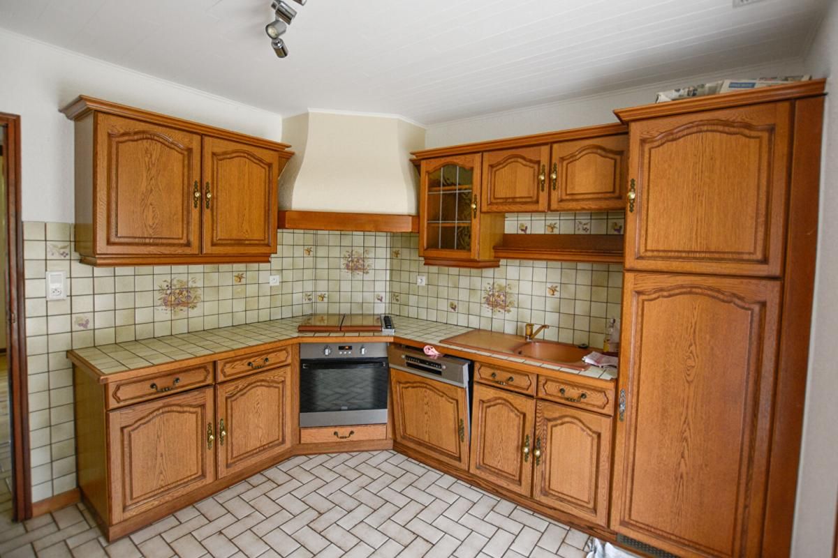 THULAY THULAY MAISON 7 pièces - 4 chambres - 115.5 m2 - Terrain 1793 m² 4