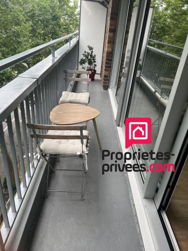 LILLE Appartement Lille 97m2  3 chambres , 2 salles de bain, Balcon+ Parking -Quartier Vauban-Cormontaigne 2