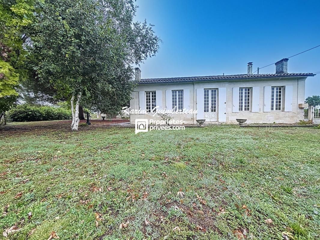FRONSAC Maison en pierre Fronsadais 200 m2 + jardin 1