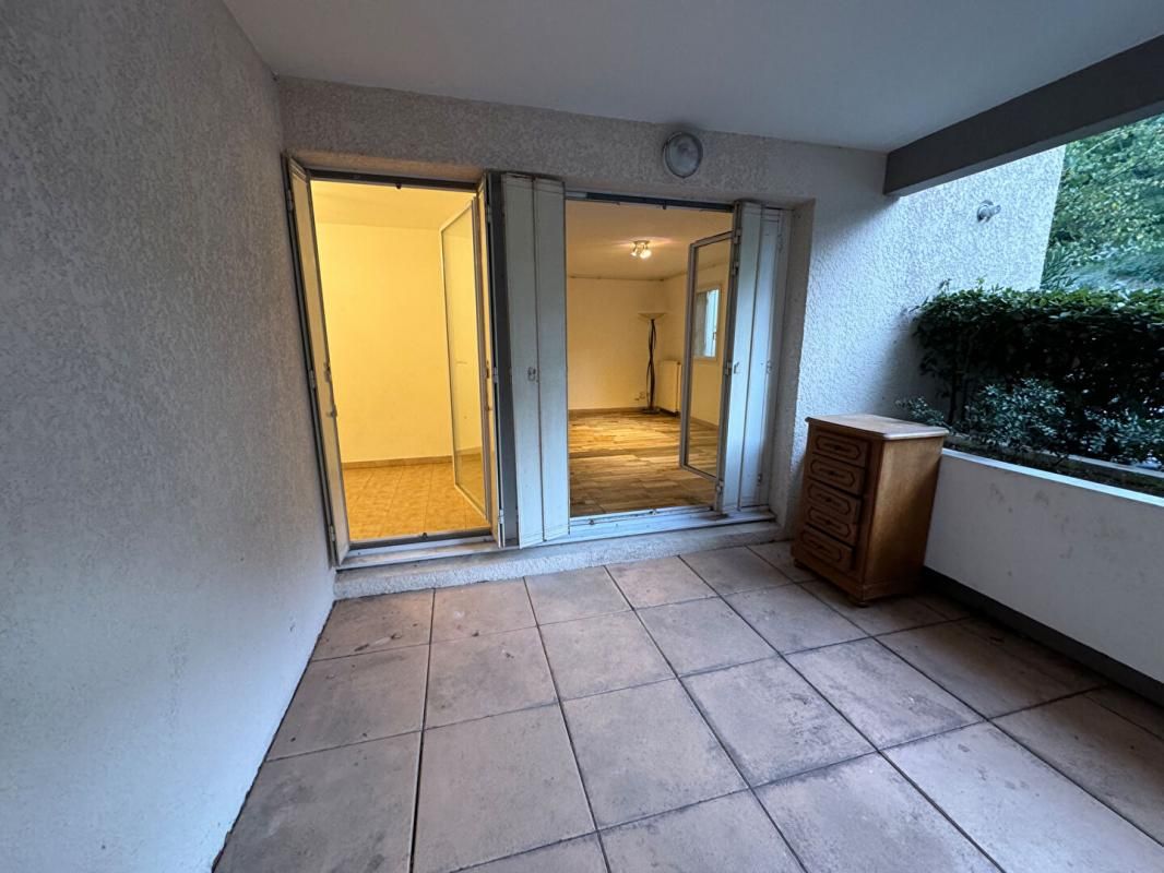 MARSEILLE-9E-ARRONDISSEMENT 13009 Le Cabot T2  avec terrasse 2