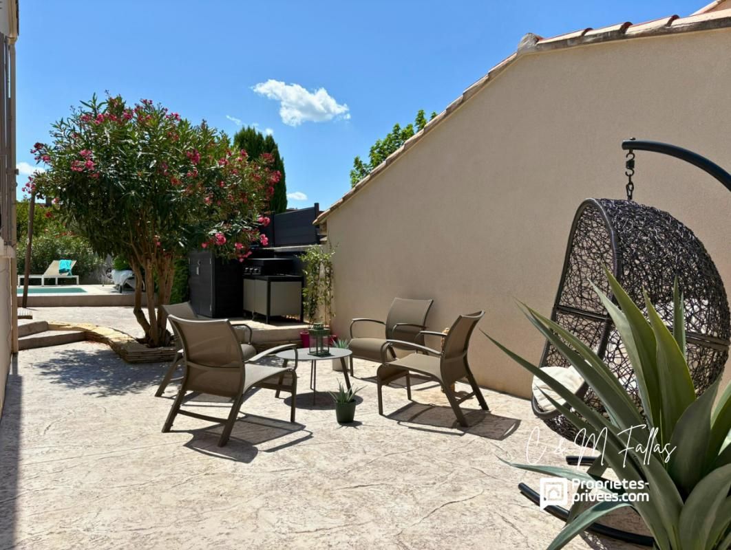 ORANGE Maison familiale avec appartement indépendant , piscine  garage 3