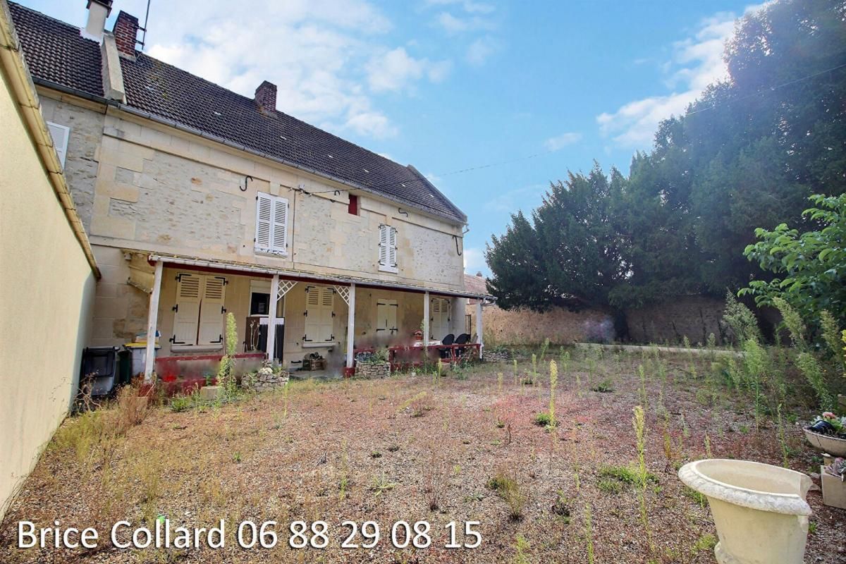 CINQUEUX 60940 CINQUEUX Rare ensemble immobilier, emplacement de 1er choix 1