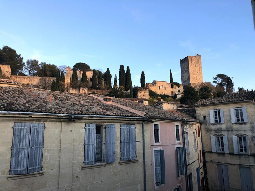 SOMMIERES Immeuble  libre au coeur de Sommières Emplacement N°1 potentiel locatif fort 1