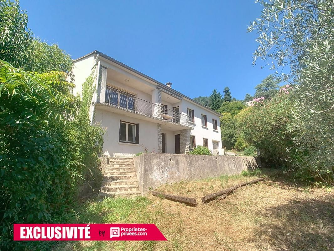 LE VIGAN Maison Le Vigan 10 pièce(s) 178 m2 1