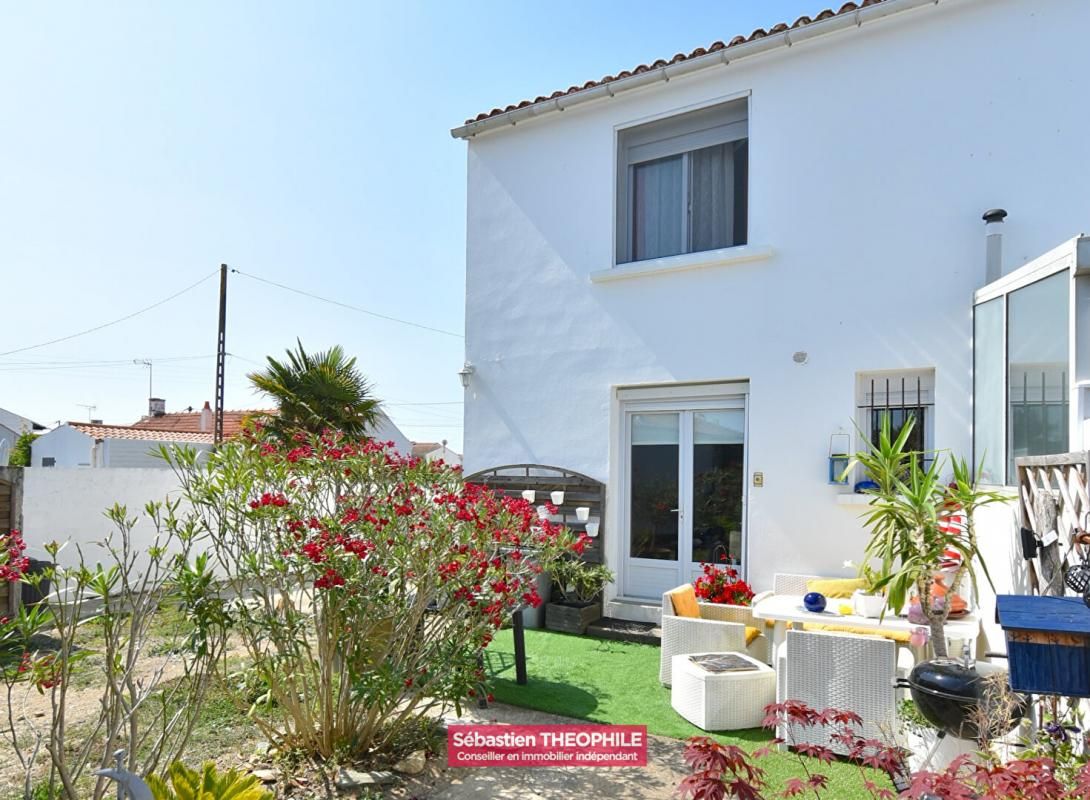 SAINT-GILLES-CROIX-DE-VIE Maison sur le littoral proche grande plage -  78m2 sur parcelle de 233m2 3