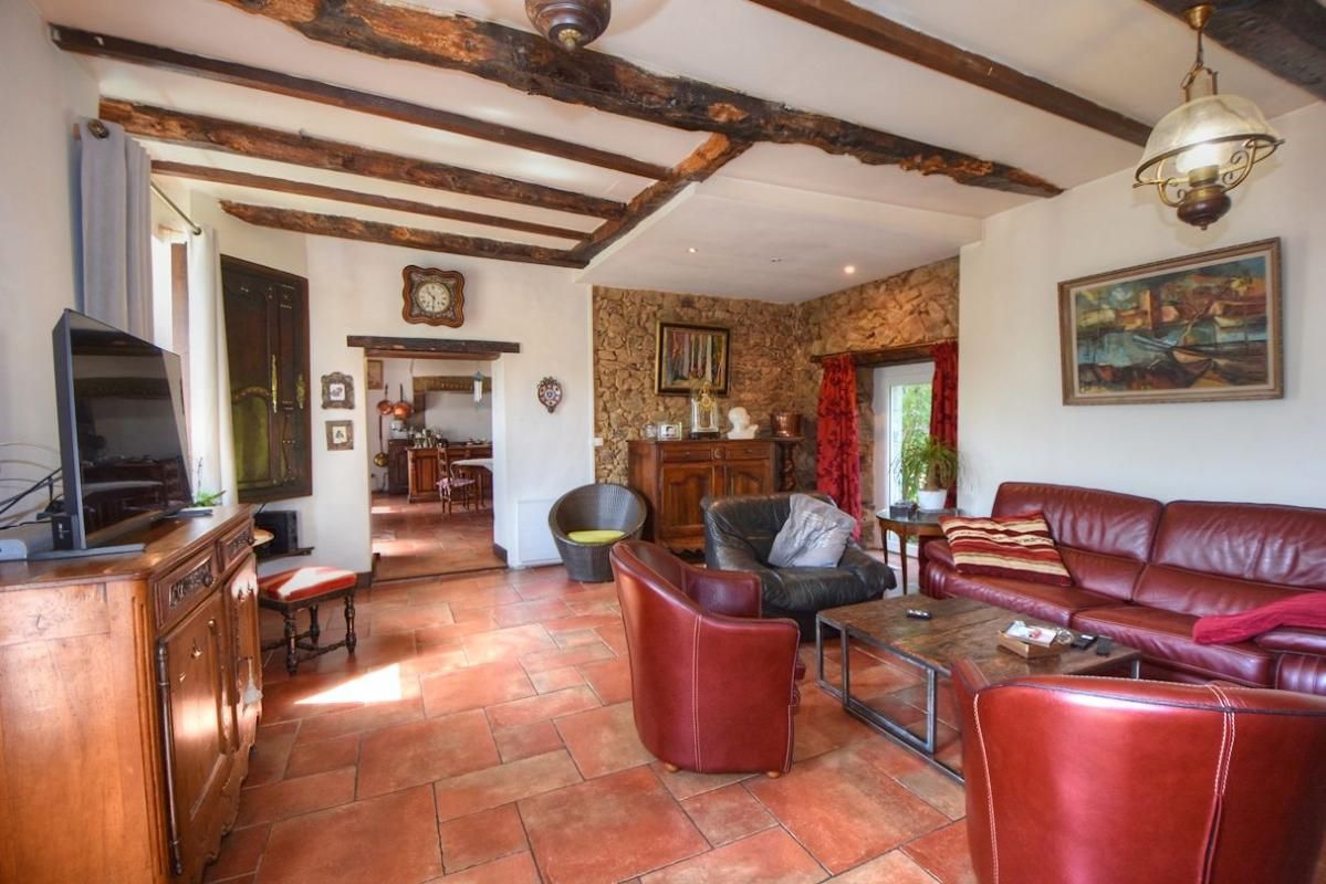 GUINGAMP Maison de caractère, 9 pièces, 218 m2, avec bois 4