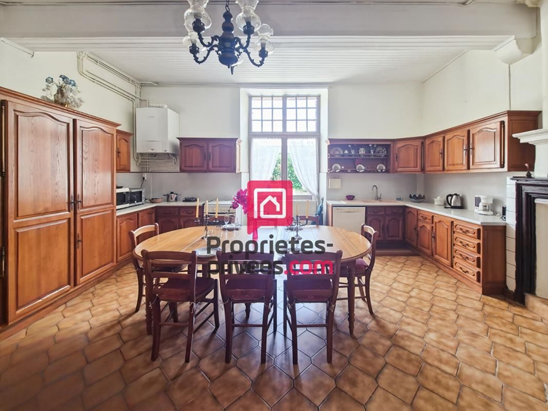 CASTELJALOUX Maison de caractère du XVIIe siècle (270 m²) au coeur de Casteljaloux 3