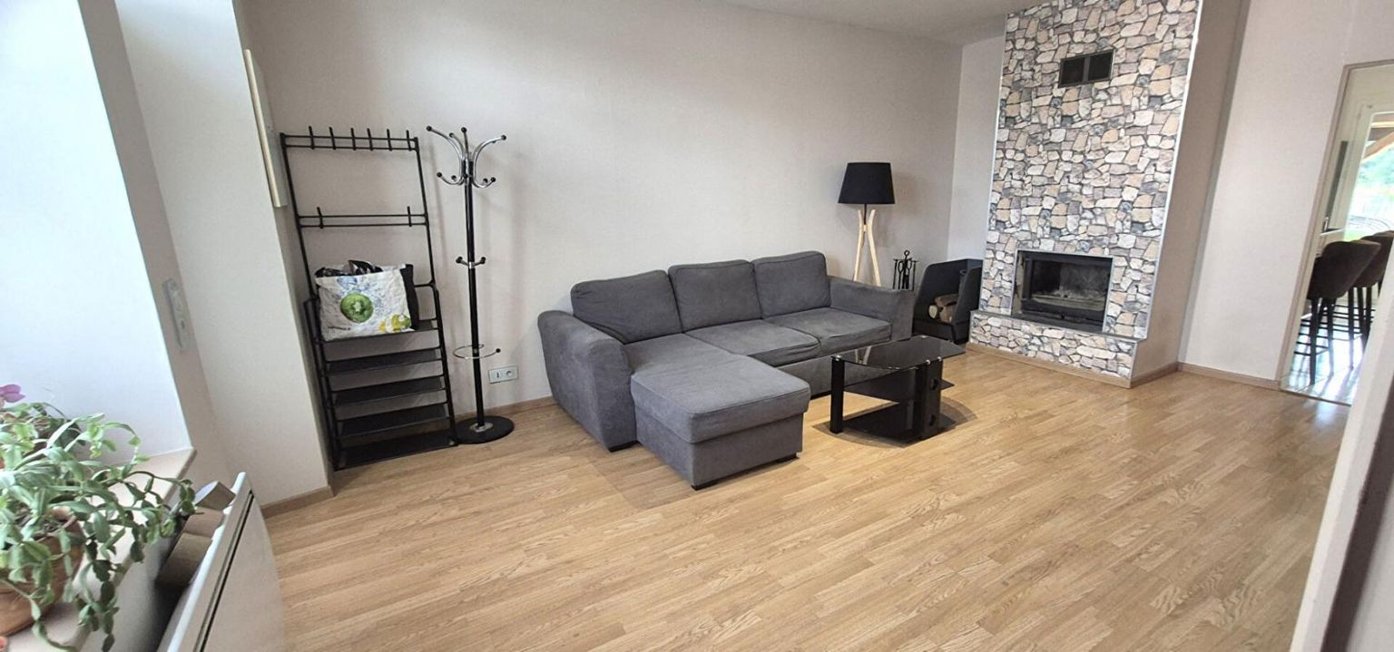 SAINT-DIZIER Belle Maison en Pierre Rénovée de 100 m² avec Cave voûtée, Terrasse couverte, Barbecue, Dépendance, Garage et Terrain clos et arboré de 533 m² 2