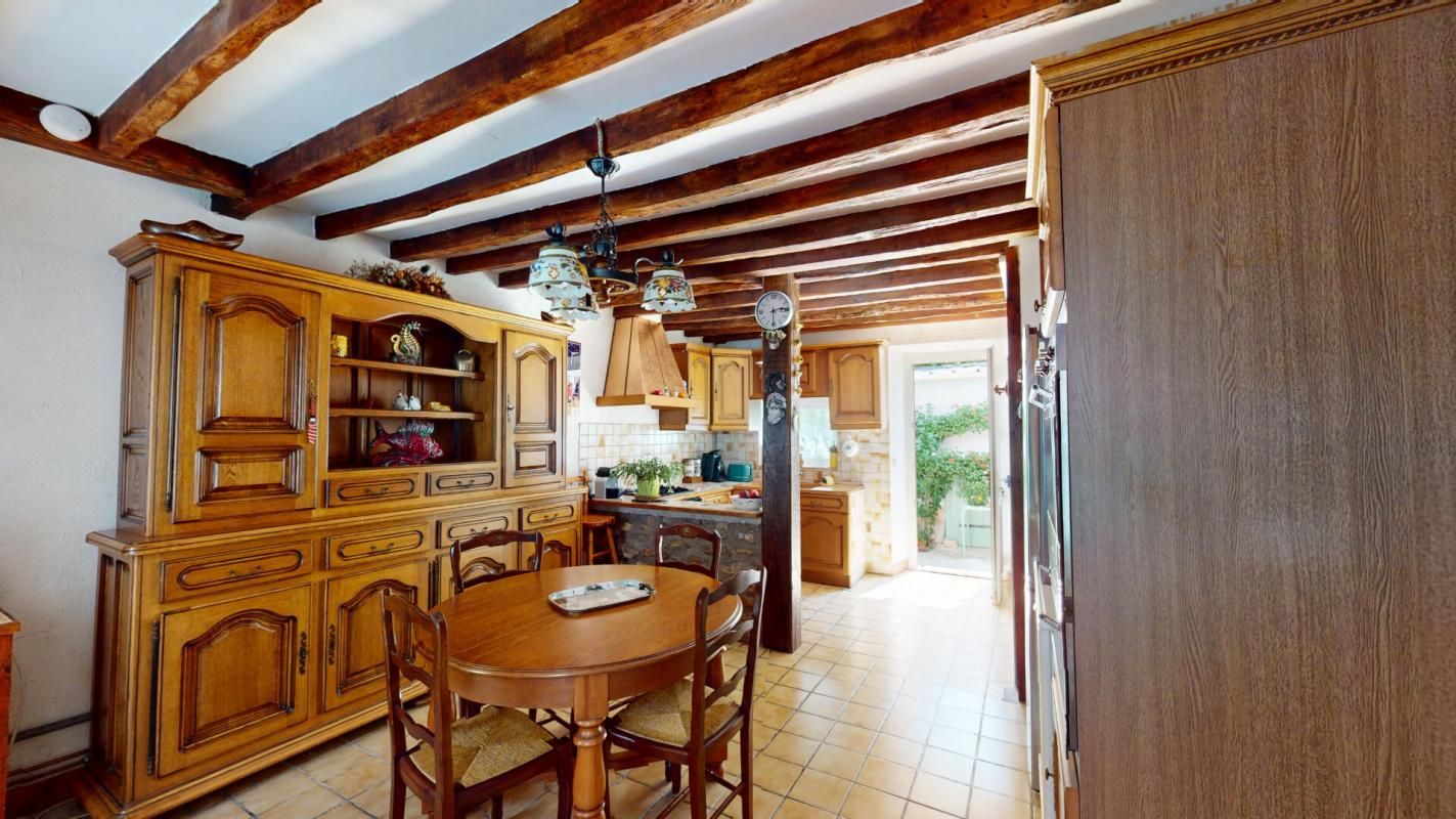 ROZAY-EN-BRIE MAISON 5 pièces et GRANGE  avec compteur EDF 315 000 3