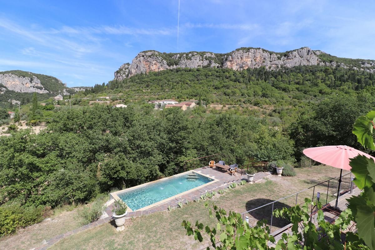 SAINT-BAUZILLE-DE-PUTOIS Maison 150 m² -Vue panoramique -Piscine -grand terrain -Extension possible 1