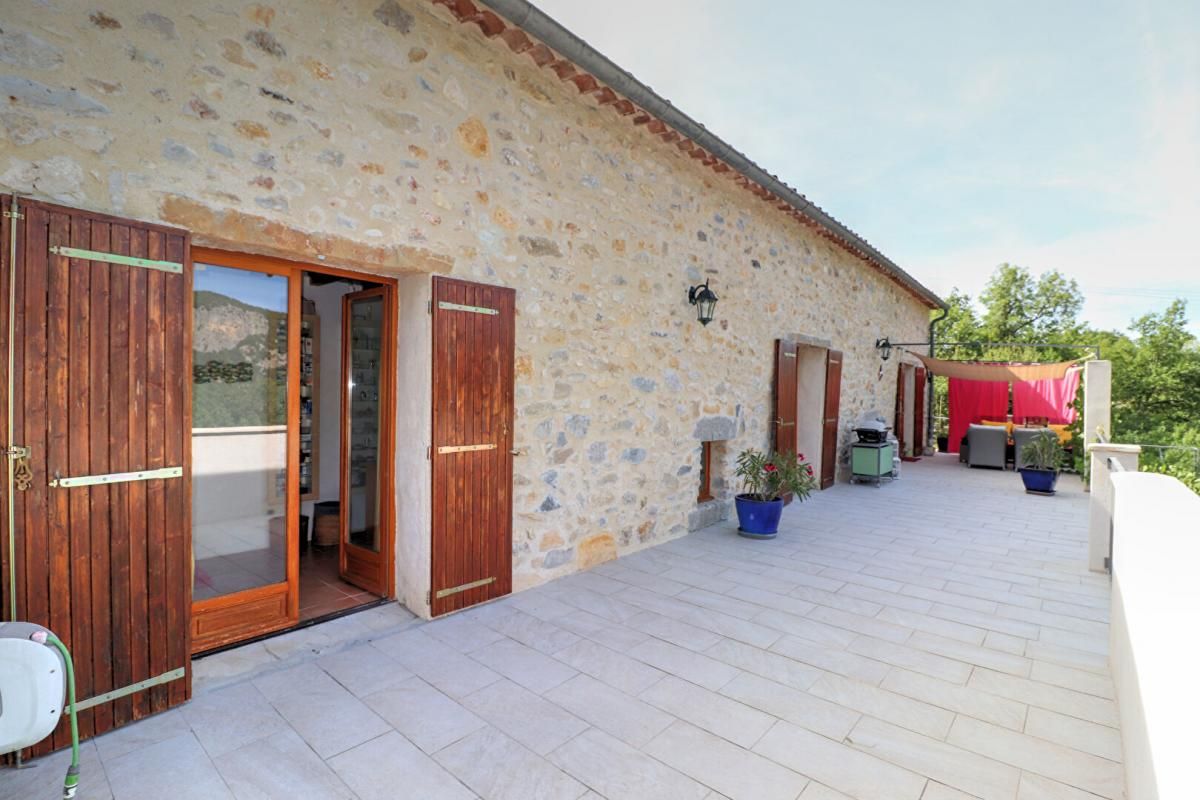 SAINT-BAUZILLE-DE-PUTOIS Maison 150 m² -Vue panoramique -Piscine -grand terrain -Extension possible 3